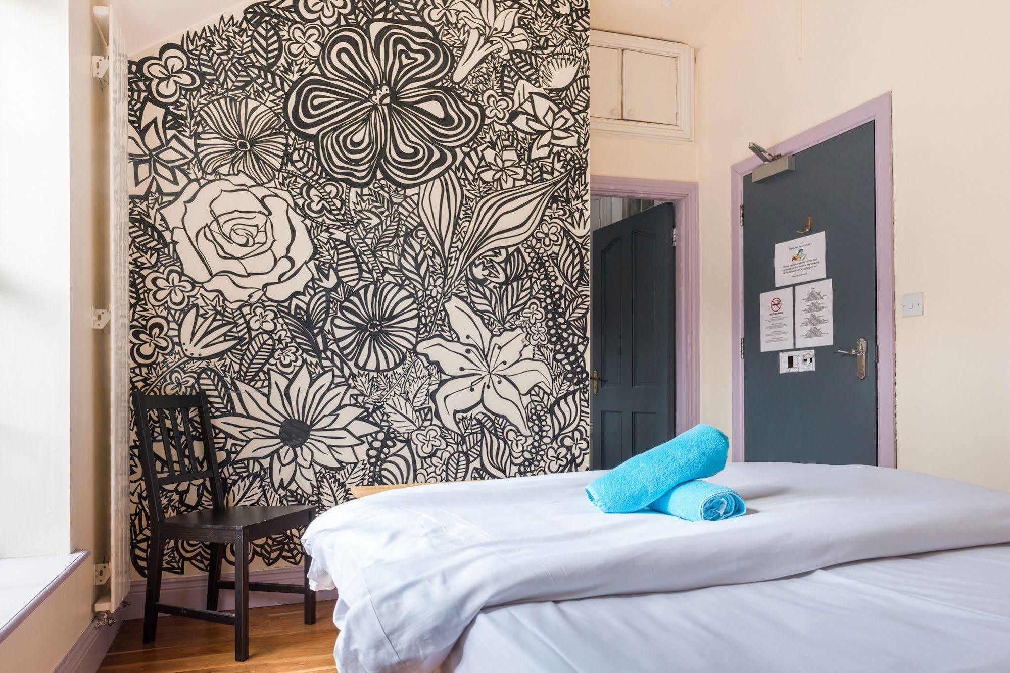 Albergue The Times - Camden Place *
